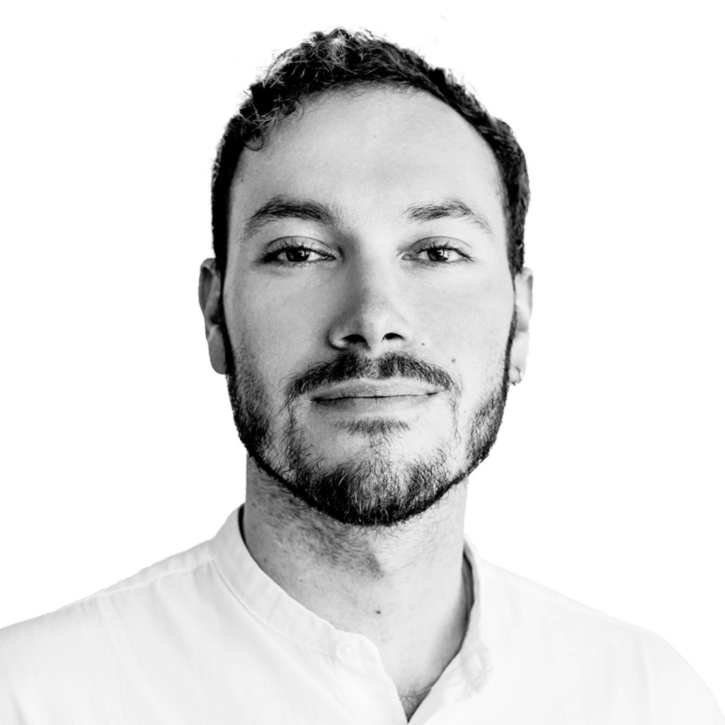 André, Business Development